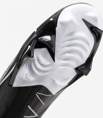 Nike Vapor Edge Pro 360 Football Cleats - Velikost: 12.0 US